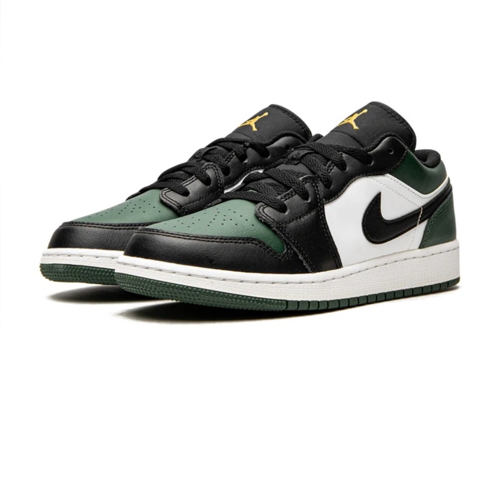 Air Jordan 1 Low (GS) Sneaker